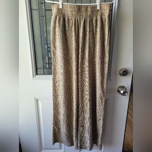 Carly Jean LA Hannah set - pants and top